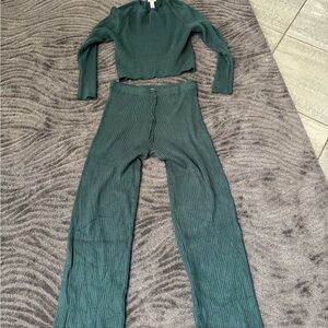 Green Ribbed Women's Pants & Top Set